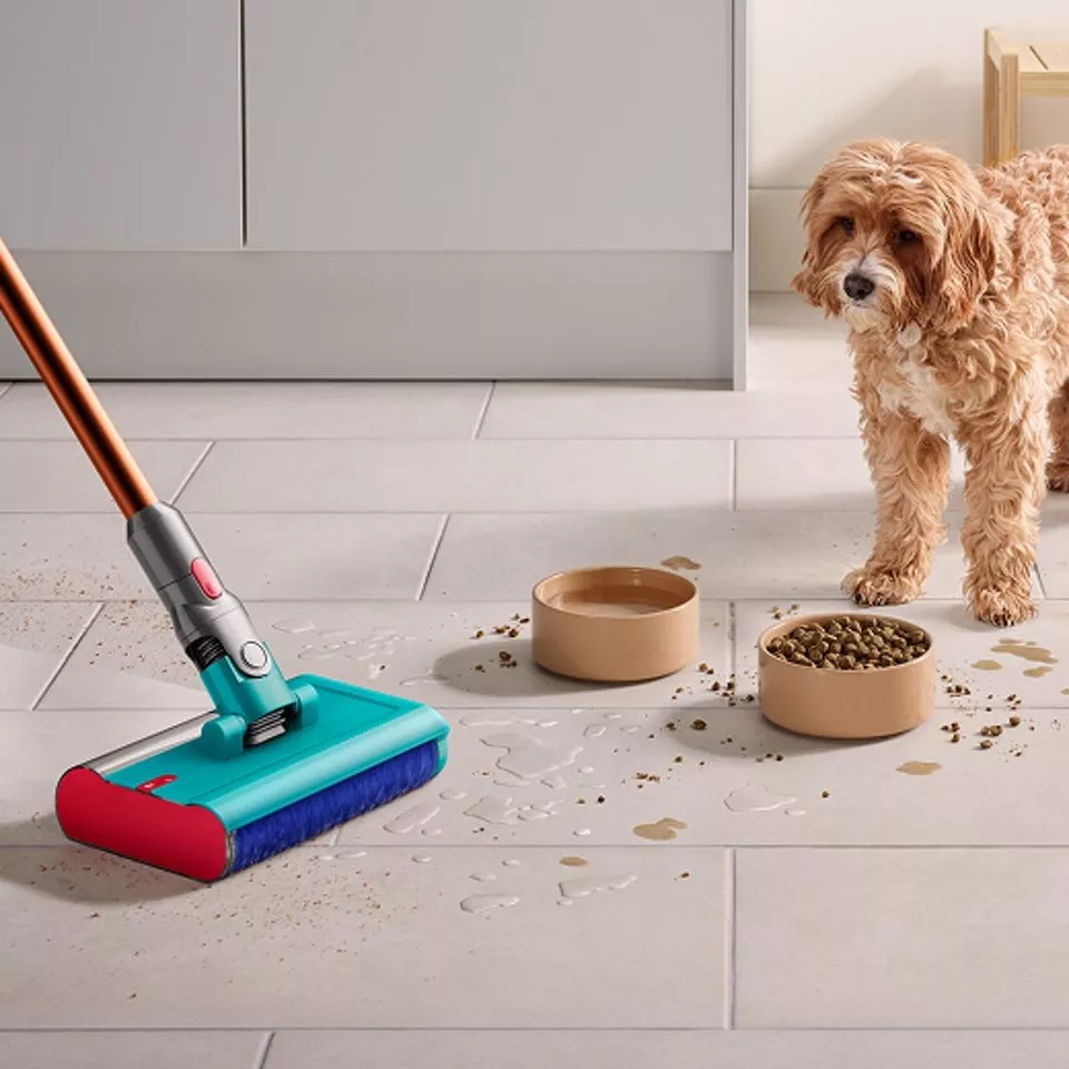 dyson-cyclone-v10-submarine-8